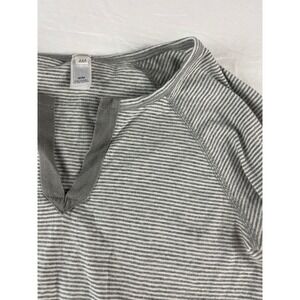 Gap Body Top Womens Medium Gray Striped Henley Long Sleeve Thumbholes Loungewear